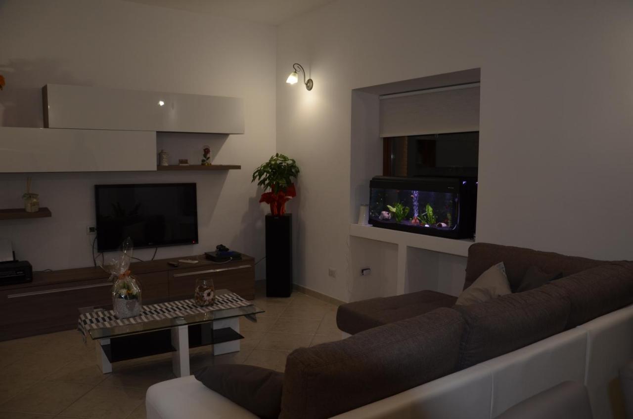Morolo La Tana Delle Lepri Bed & Breakfast エクステリア 写真